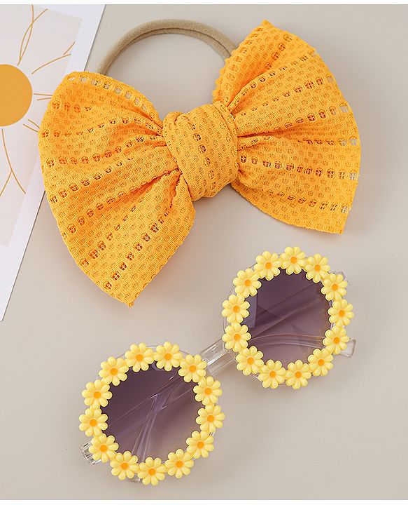 Babyhug Headband & Sunglasses With Bow & Floral Applique Combo Set- Pink
