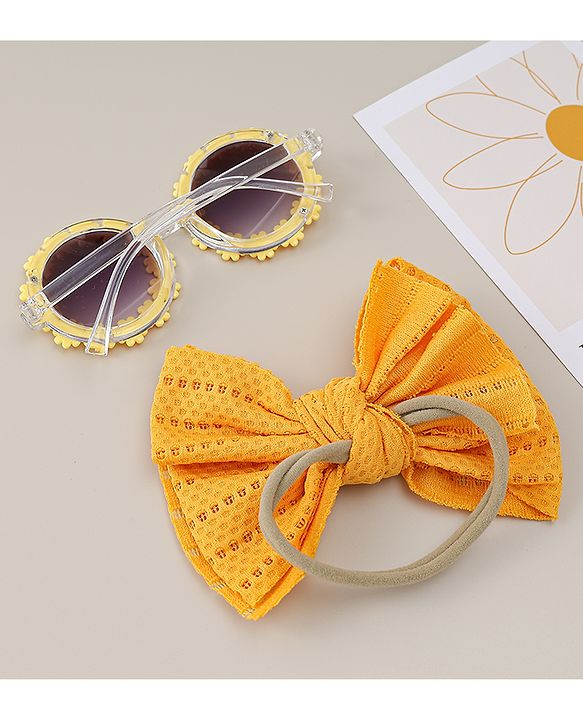 Babyhug Headband & Sunglasses With Bow & Floral Applique Combo Set- Pink