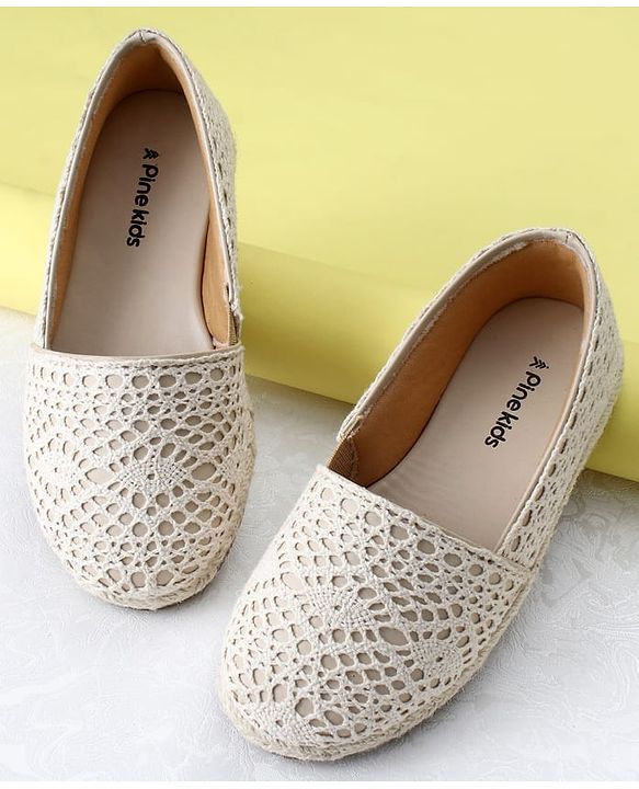 Pine Kids Slip On Solid Mojaris - Beige