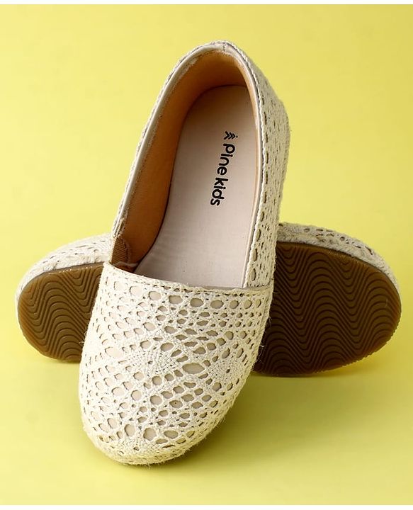 Pine Kids Slip On Solid Mojaris - Beige
