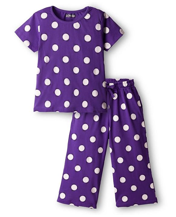 Pine Kids Single Jersey Knit Half Sleeves Co-ords Capri Night Suit With Polka Dot Print - Purple