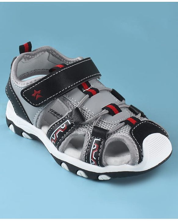 Cute Walk by Babyhug Velcro Closure Solid Sandals - Black