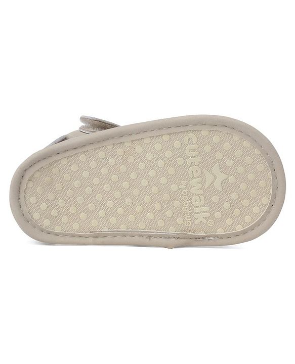 Cute Walk by Babyhug Solid Booties With Velcro Closure - White