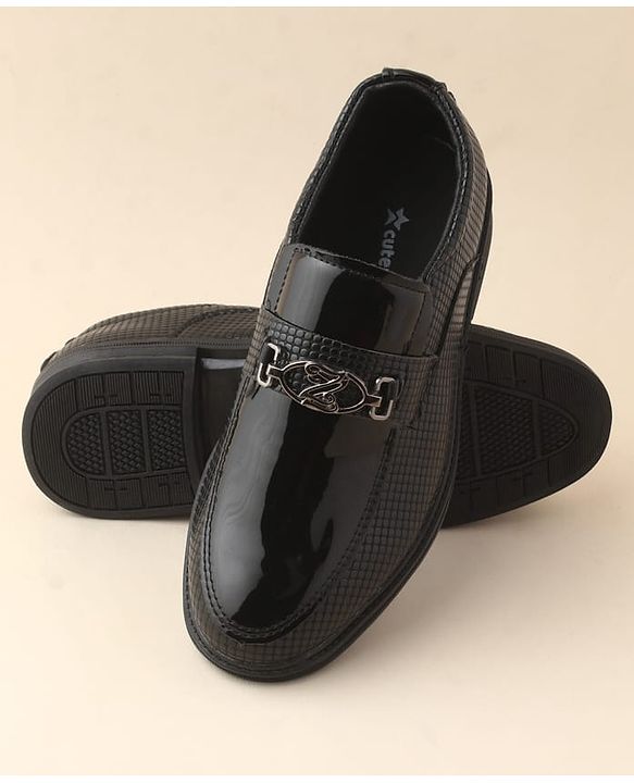 Cute Walk by Babyhug Slip On Solid Oxford Shoes - Black