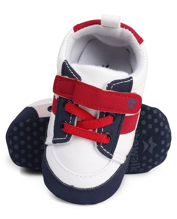Cute Walk by Babyhug Booties With Velcro Closure & Lace Detailing  & Brand Text Print -Maroon