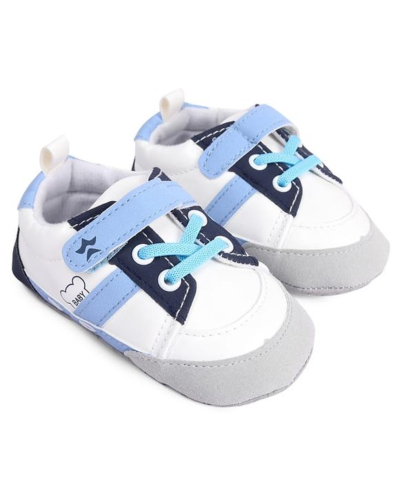 Cute Walk by Babyhug Booties With Velcro Closure & Lace Detailing  & Brand Text Print -Maroon