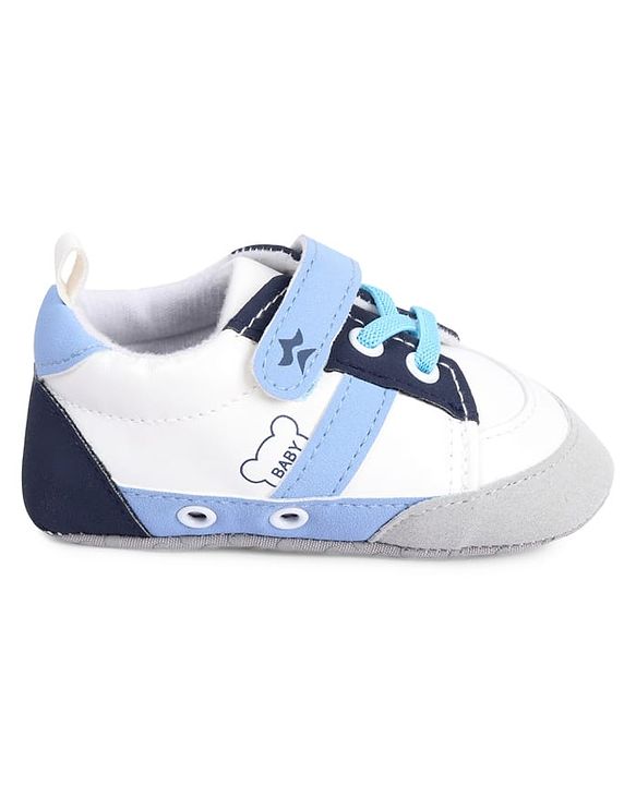 Cute Walk by Babyhug Booties With Velcro Closure & Lace Detailing  & Brand Text Print -Maroon