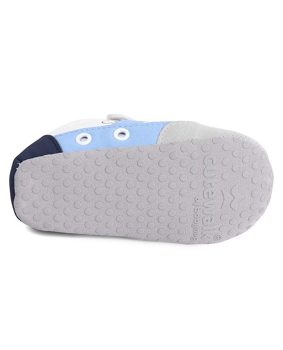 Cute Walk by Babyhug Booties With Velcro Closure & Lace Detailing  & Brand Text Print -Maroon