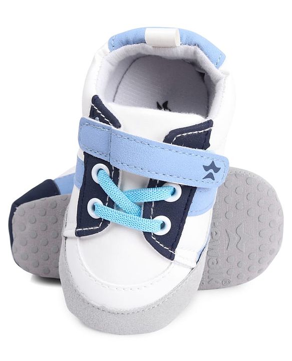 Cute Walk by Babyhug Booties With Velcro Closure & Lace Detailing  & Brand Text Print -Maroon