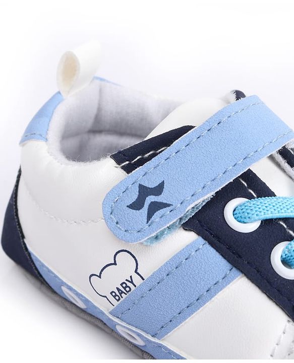 Cute Walk by Babyhug Booties With Velcro Closure & Lace Detailing  & Brand Text Print -Maroon