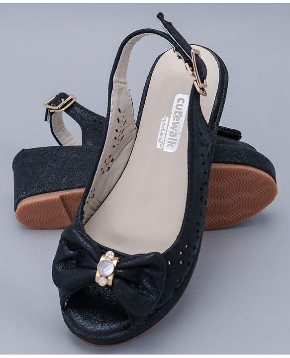 Cute Walk By Babyhug Peep Toes - Black - Size 27 Black