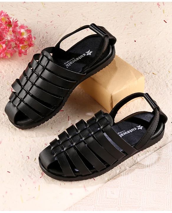 Cute Walk by Babyhug Velcro Closure Solid Mojaris - Black