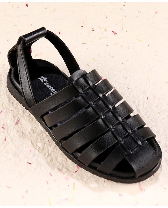 Cute Walk by Babyhug Velcro Closure Solid Mojaris - Black