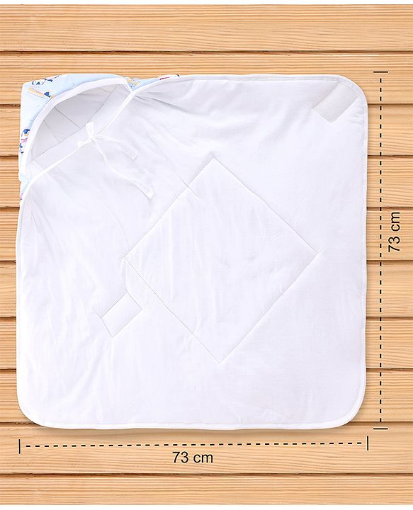 Babyhug 100% Cotton Hooded Quilted Wrapper Penguin Print - Blue| Travel Friendly| Washable and Easy to Maintain| Breathable Fabric| Velcro Closure| Warm and Cozy| New Born Gifting Option