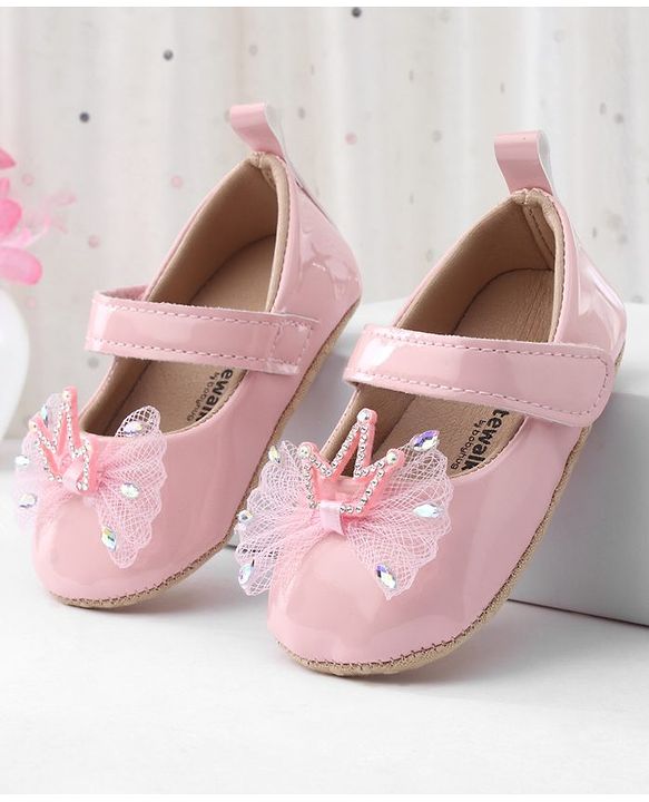 Cute Walk by Babyhug Booties With Bow Applique - Pink