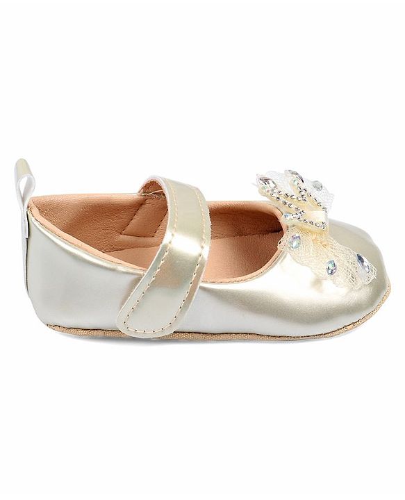 Cute Walk by Babyhug Booties With Bow Applique - Pink