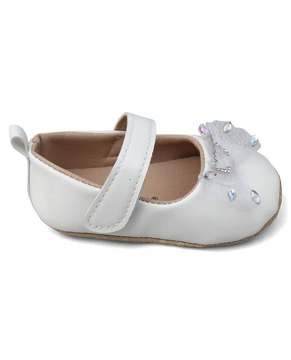 Cute Walk by Babyhug Booties With Bow Applique - Pink
