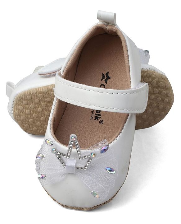 Cute Walk by Babyhug Booties With Bow Applique - Pink