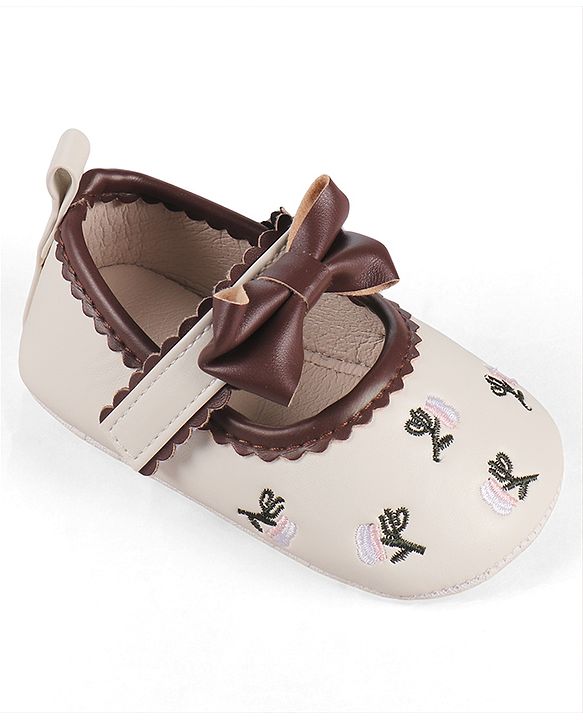 Cute Walk by Babyhug Velcro Closure Booties with Floral Embroidery & Bow Applique - White