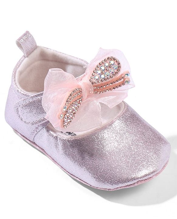 Cute Walk by Babyhug Velcro Closure Booties with Bow Applique - Pink