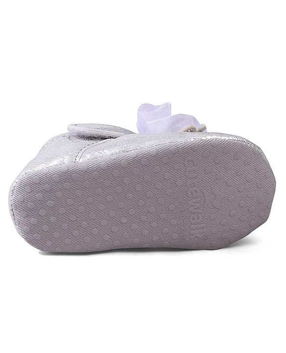 Cute Walk by Babyhug Velcro Closure Booties with Bow Applique - Pink