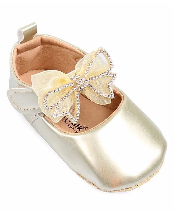 Cute Walk by Babyhug Booties With Bow Applique - Rose Gold