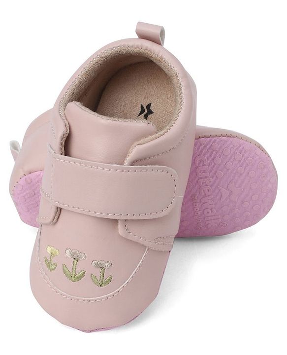 Cute Walk by Babyhug Booties With Floral Embriodery - Pink