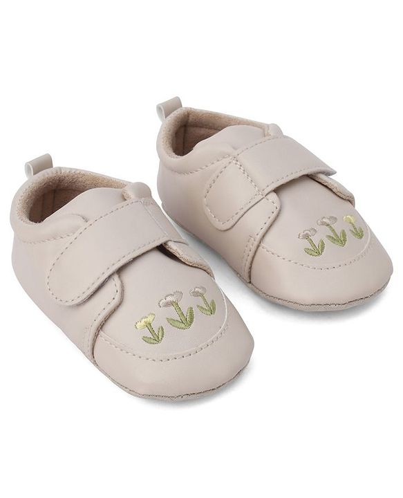 Cute Walk by Babyhug Booties With Floral Embriodery - Pink