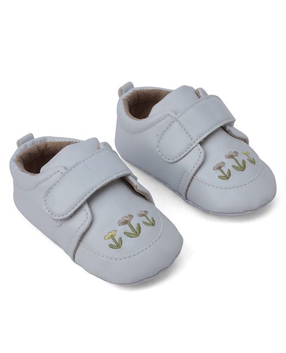 Cute Walk by Babyhug Booties With Floral Embriodery - Pink