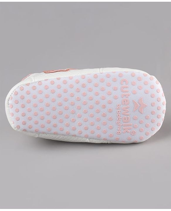 Cute Walk by Babyhug Velcro Closure Booties with Star Applique - Pink & White
