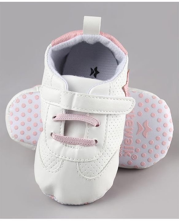 Cute Walk by Babyhug Velcro Closure Booties with Star Applique - Pink & White