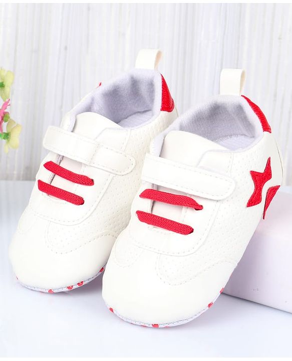 Cute Walk by Babyhug Velcro Closure Booties with Star Applique - Pink & White