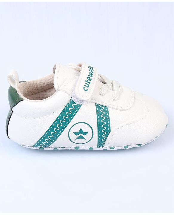 Cute Walk by Babyhug Velcro Closure Printed Booties - Pink & White