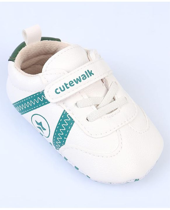 Cute Walk by Babyhug Velcro Closure Printed Booties - Pink & White