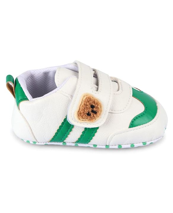 Cute Walk by Babyhug Velcro Closure Booties with Bear Applique - Green & White