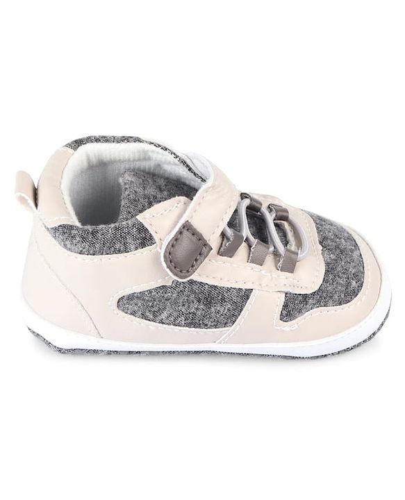 Cute Walk by Babyhug Velcro Closure Booties - Brown