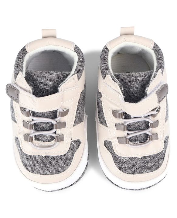 Cute Walk by Babyhug Velcro Closure Booties - Brown