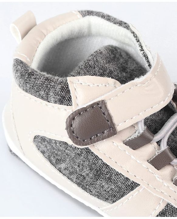 Cute Walk by Babyhug Velcro Closure Booties - Brown