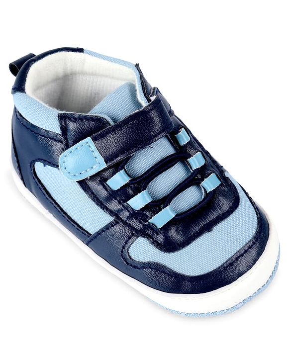 Cute Walk by Babyhug Velcro Closure Booties - Brown