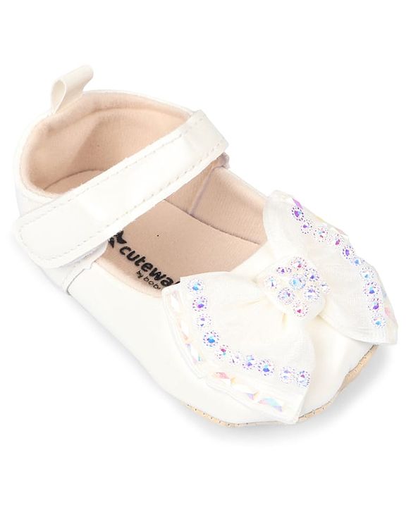 Cute Walk by Babyhug Velcro Closure Booties With Bow Applique - White