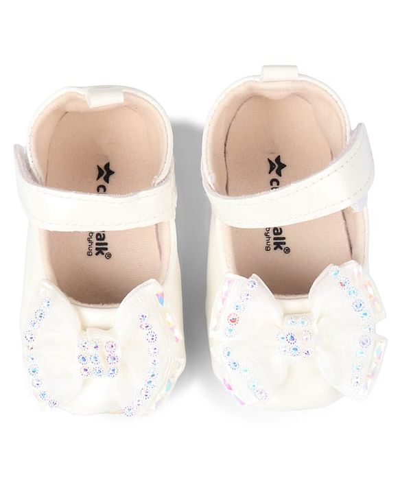 Cute Walk by Babyhug Velcro Closure Booties With Bow Applique - White