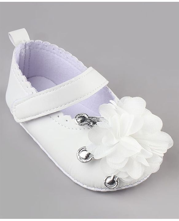 Cute Walk by Babyhug Velcro Closure Booties with Floral Applique - White
