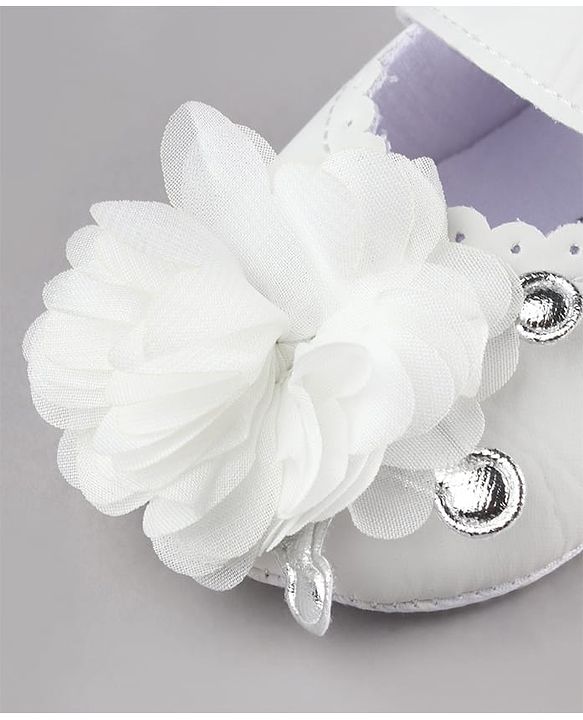 Cute Walk by Babyhug Velcro Closure Booties with Floral Applique - White