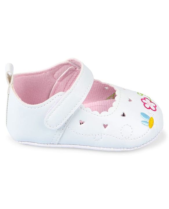 Cute Walk by Babyhug Velcro Closure Booties with Embroidery - White