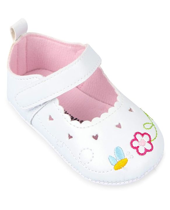 Cute Walk by Babyhug Velcro Closure Booties with Embroidery - White