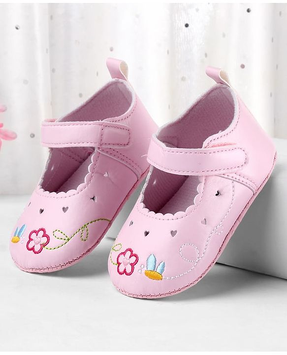 Cute Walk by Babyhug Velcro Closure Booties with Embroidery - White