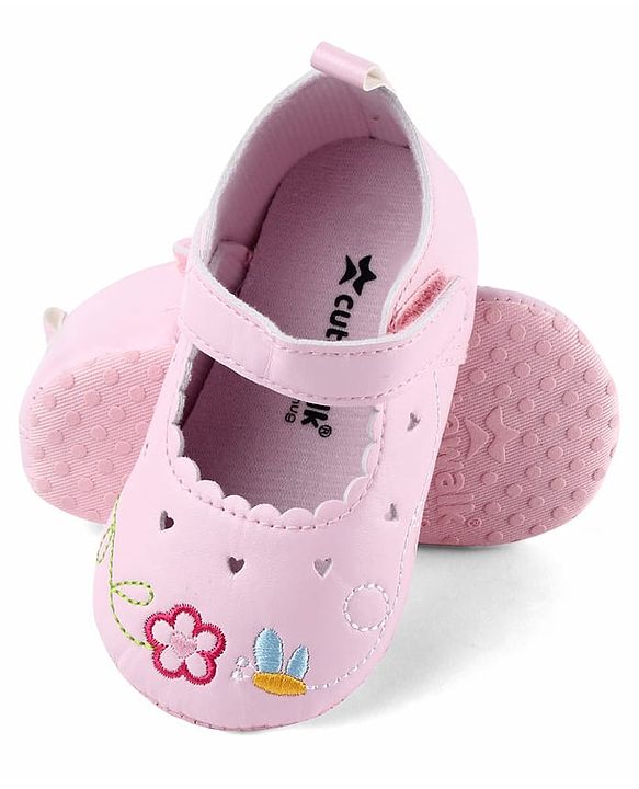 Cute Walk by Babyhug Velcro Closure Booties with Embroidery - White