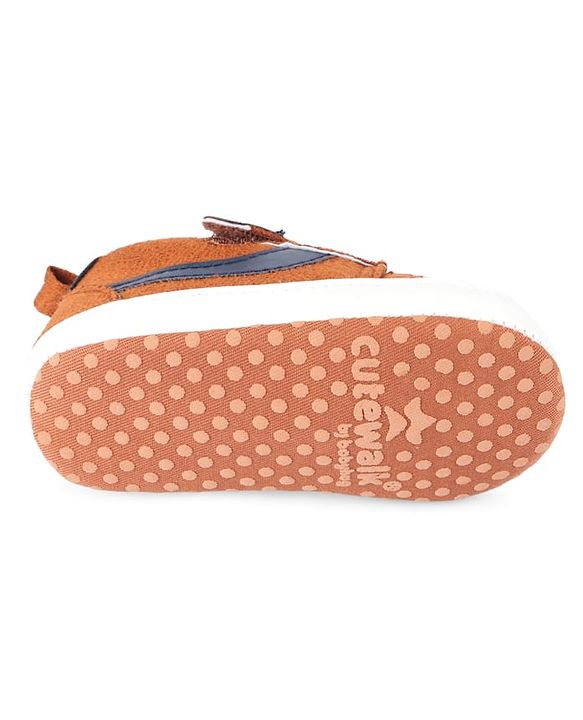 Cute Walk by Babyhug Velcro Closure Solid Color Booties - Brown