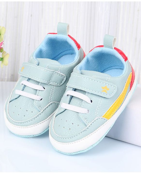 Cute Walk by Babyhug Velcro Closure Solid Booties - Blue
