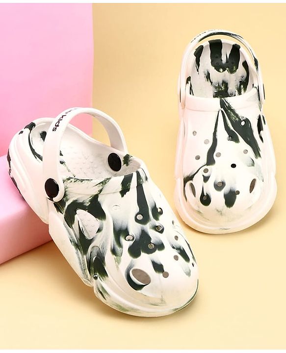 Pine Kids Back Strap Closure Abstract Printed Clogs - White & Green